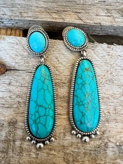 Southern Grace Southern Charm Oval Turquoise Silver Earrings