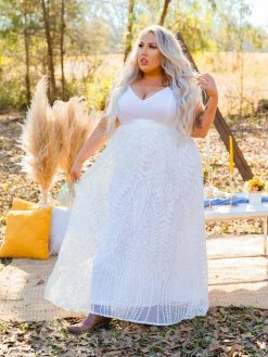 D & J Industries Dreaming Of Love — Western Wedding Dress In White Bridal