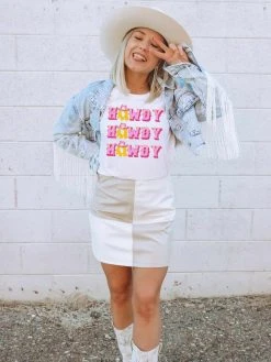 GTN Howdy Dolly T-shirt New Arrivals